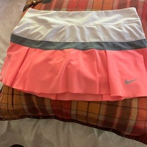 Nike Dri-Fit Tennis Skirt Size M White, Grey and Salmon!  Great Condition!!!